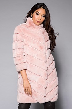 Шубы из шиншилл в Стамбуле - фото №1